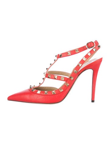 Valentino Rockstud Pumps
